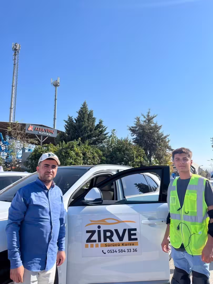Zirve Sürücü Kursu